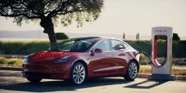 海南猛推新能源汽車：電動汽車充電量達標直接發錢