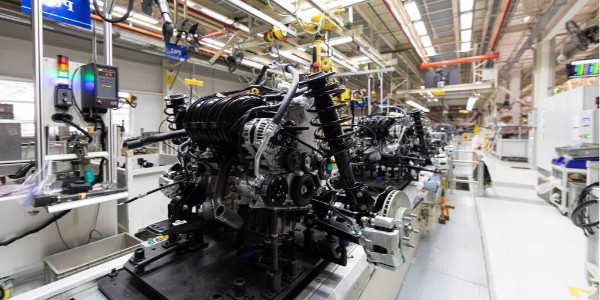 日本多家車企宣布漲價，日產提高純電動車售價