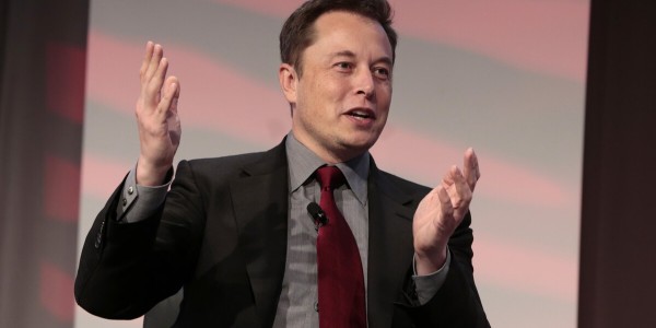 馬斯克盛讚中國工人勤奮，稱中國會出現一些非常強大的公司