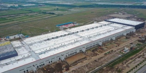 特斯拉上海工廠新突破：Model 3 周產可達 3000 輛